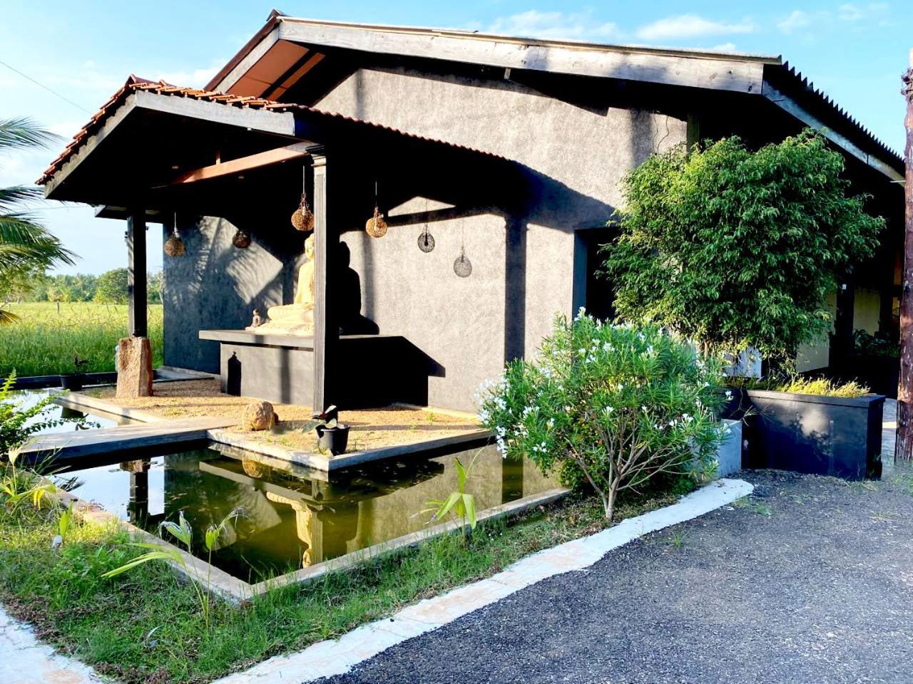 Athyantha Resort Anuradhapura Exterior photo